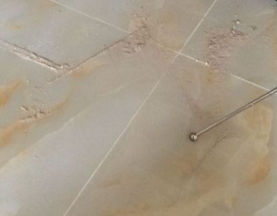 古蔺瓷砖空鼓维修公司分享粘合剂选择不当在瓷砖铺贴过程中可能导致以下问题